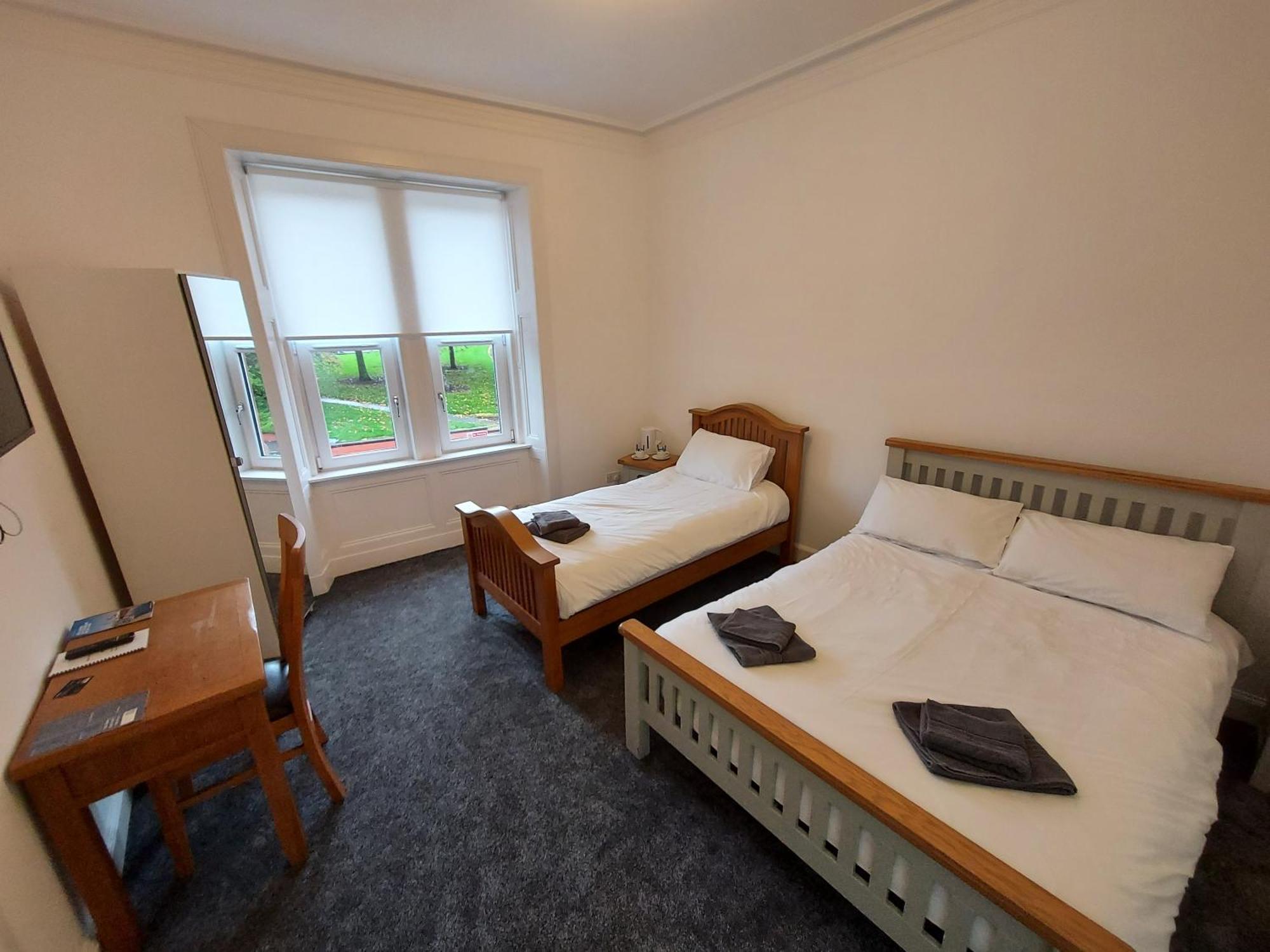 Maze Serviced Apartment Еър Екстериор снимка