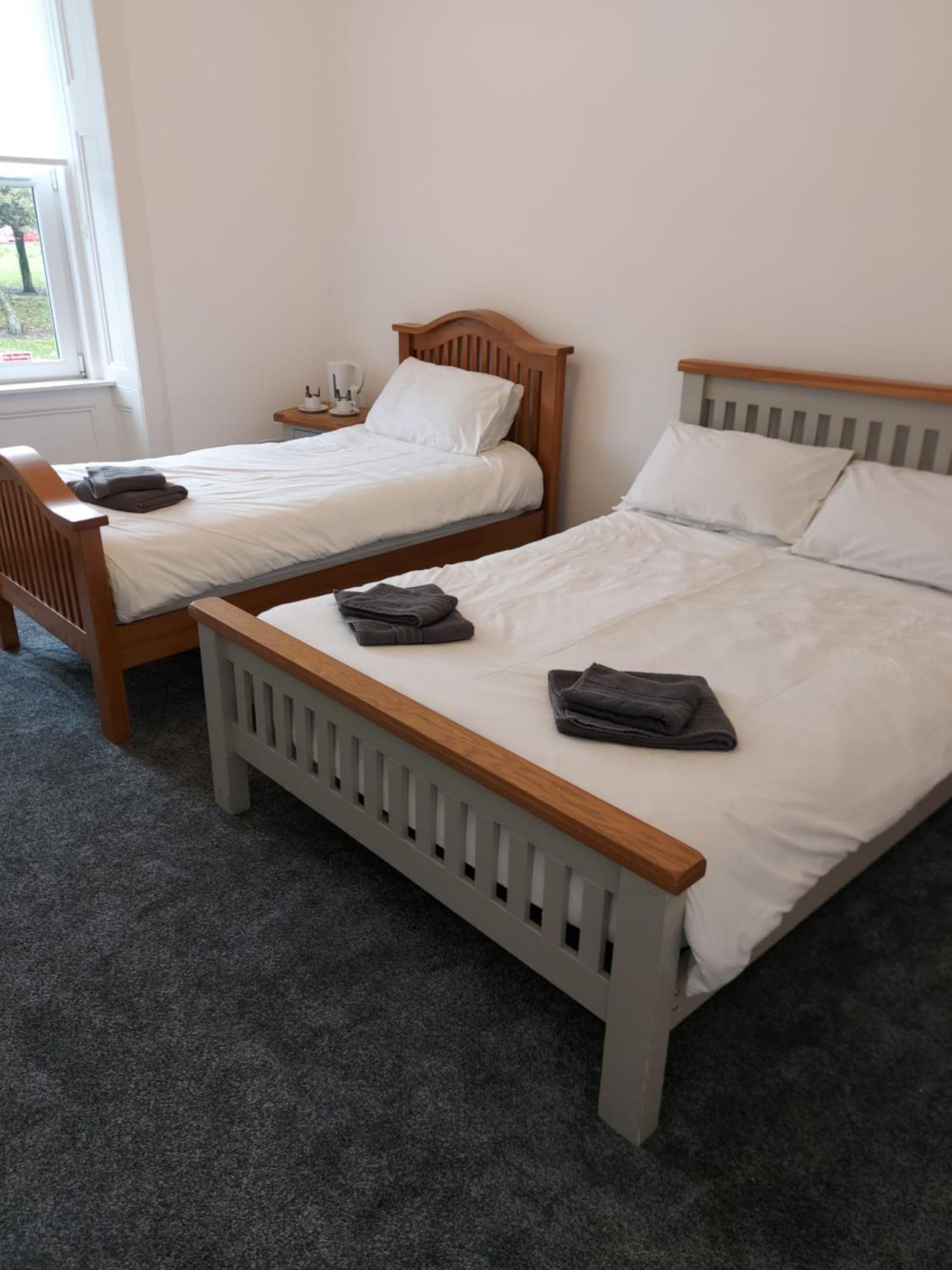 Maze Serviced Apartment Еър Екстериор снимка